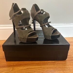 Lightly Worn Guess by Marciano women’s heels
